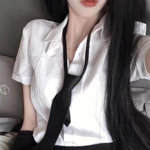 靠近我一点
